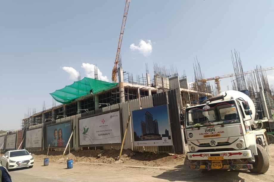 Nirman-Aura-Construction-Status-April-2025